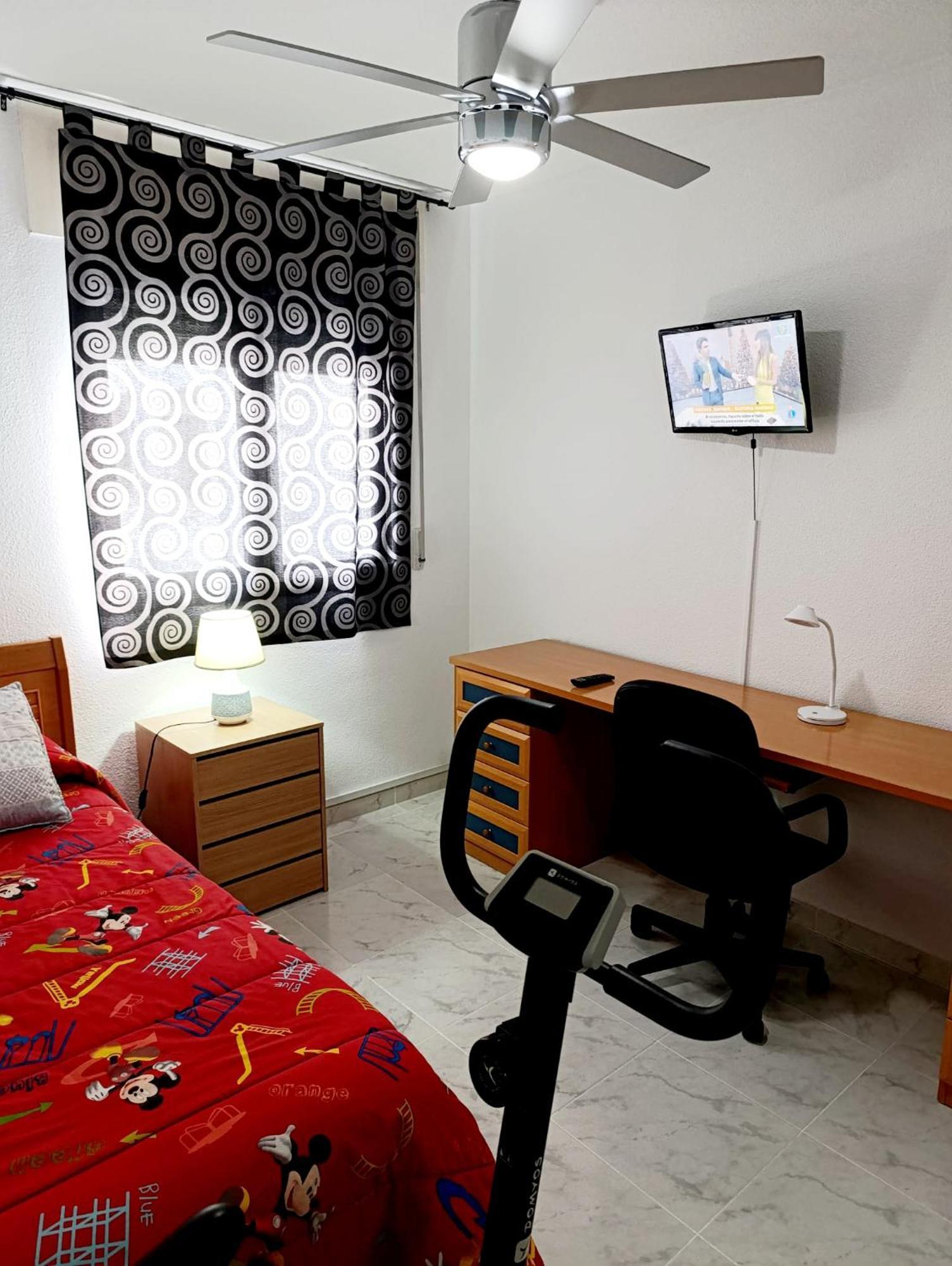 Malaga Oeste Parking-Wifi-Piscina Екстер'єр фото